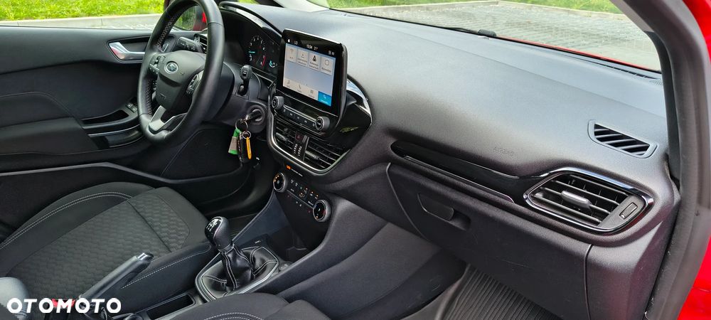 Ford Fiesta 1.1 Titanium ASS - 24