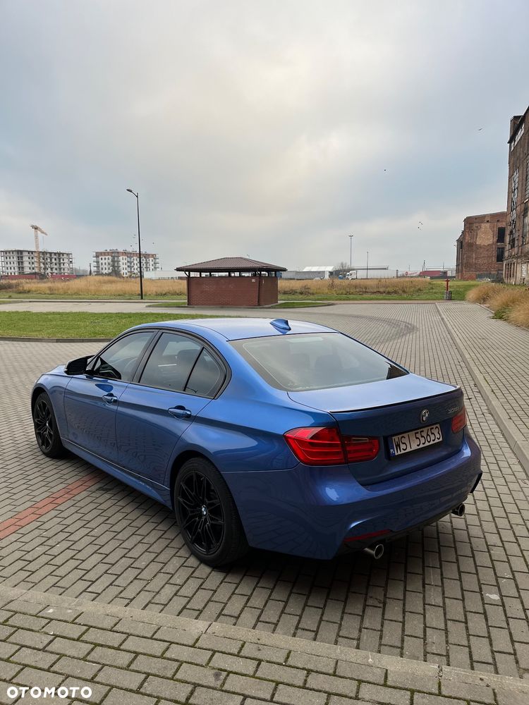 BMW Seria 3 335xi - 9