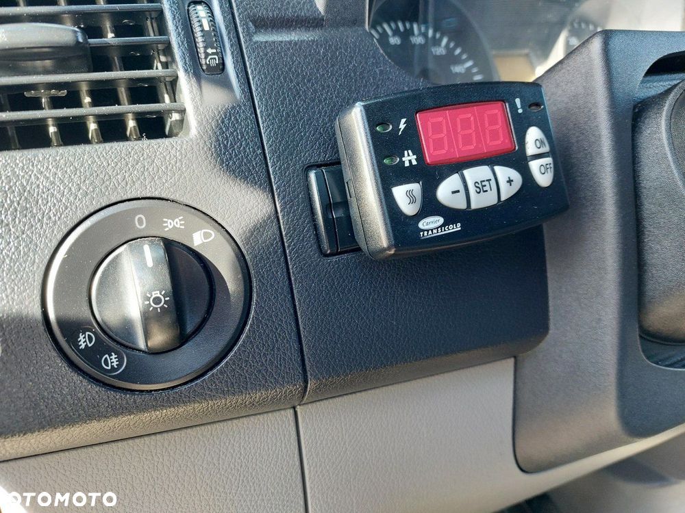 Mercedes-Benz Sprinter - 19