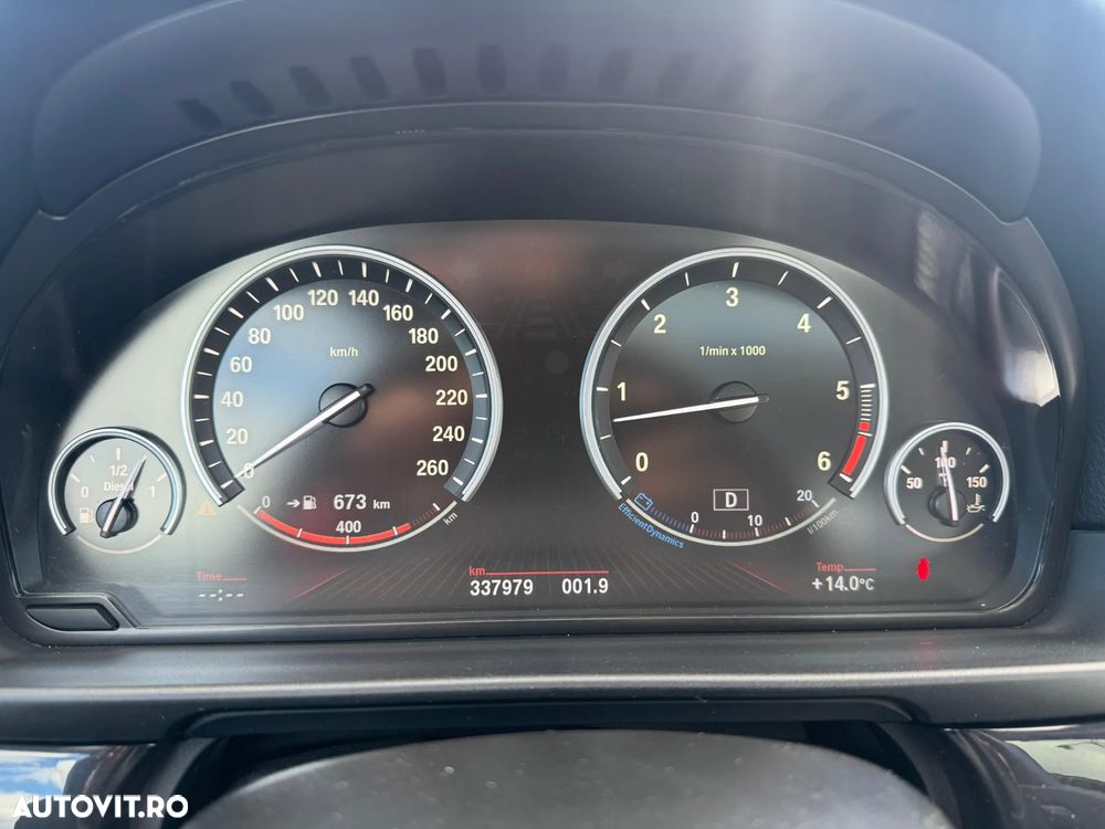 BMW Seria 5 530d xDrive - 4