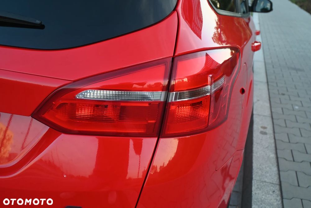 Ford Focus 2.0 TDCi ST-Line Red ASS - 18