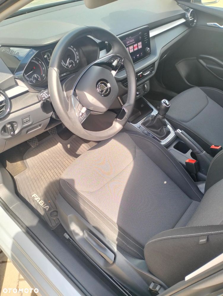 Skoda Fabia 1.0 TSI Ambition - 12