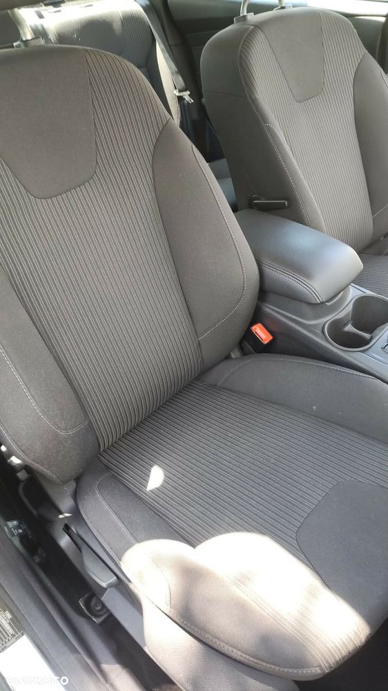Ford Focus 1.6 EcoBoost Edition - 10