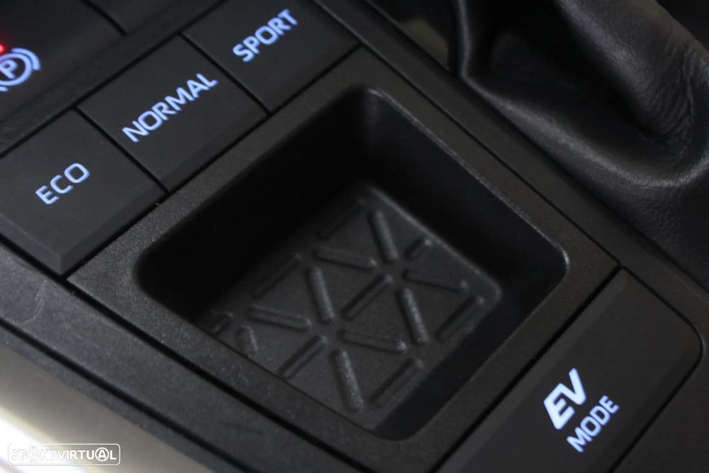 Toyota RAV4 2.5 HDF Lounge - 48