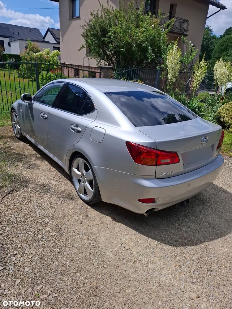 Lexus IS 250 Sport - 13