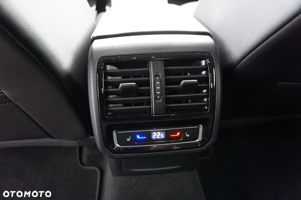 Volkswagen Arteon 2.0 TDI SCR DSG - 22