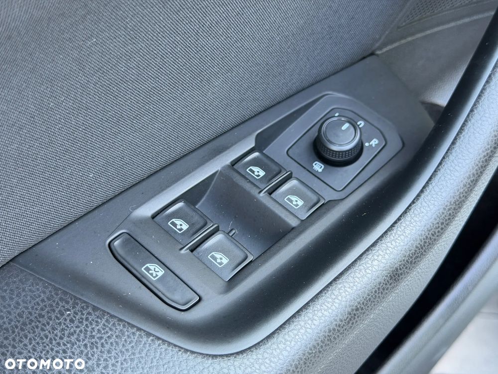 Volkswagen Passat 2.0 TDI EVO Essence - 11