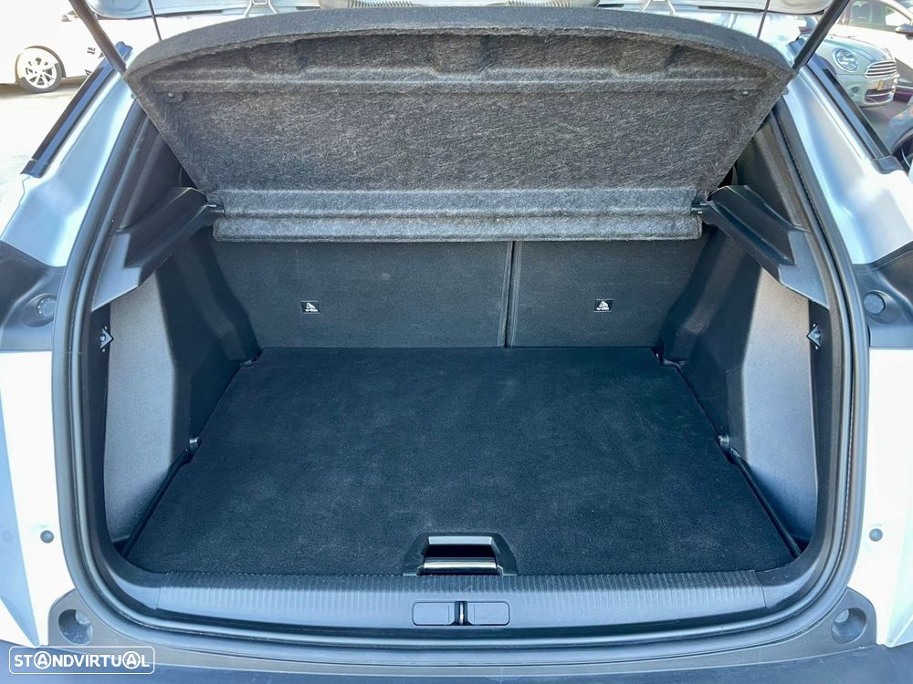 Peugeot 2008 1.2 PureTech Allure Pack - 12