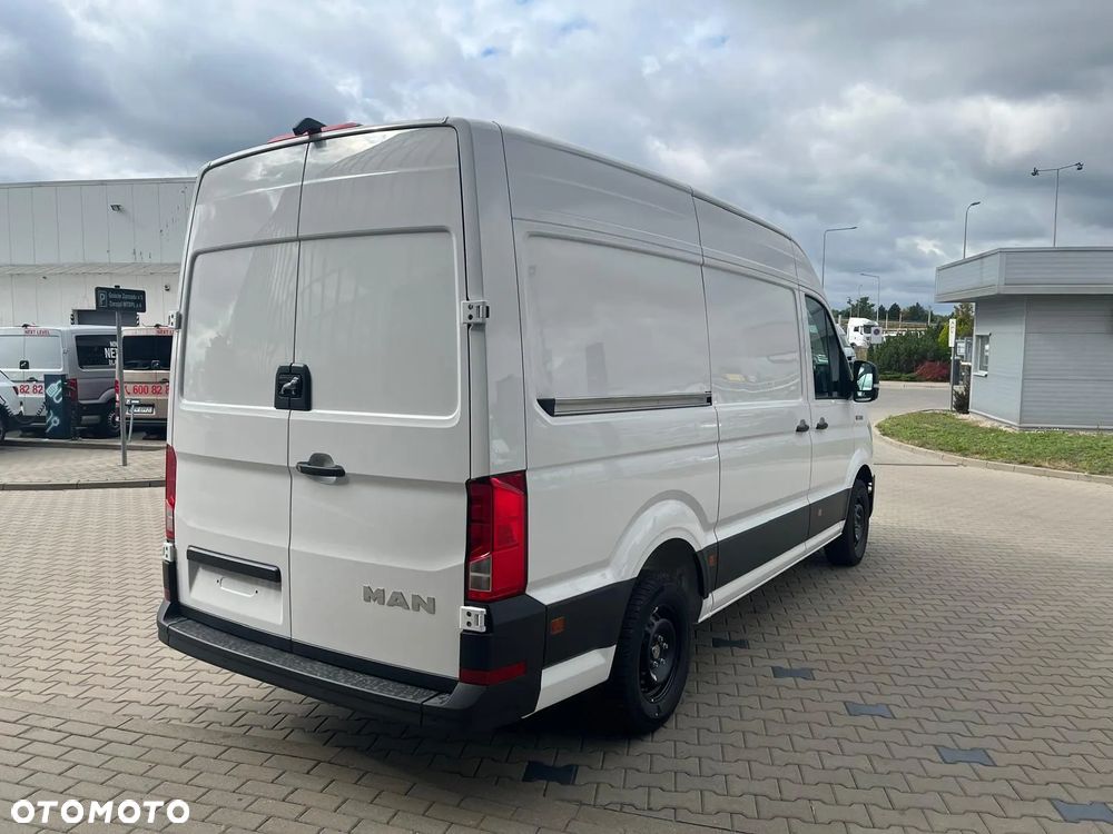 MAN TGE 3.180 4X2F SB - 5