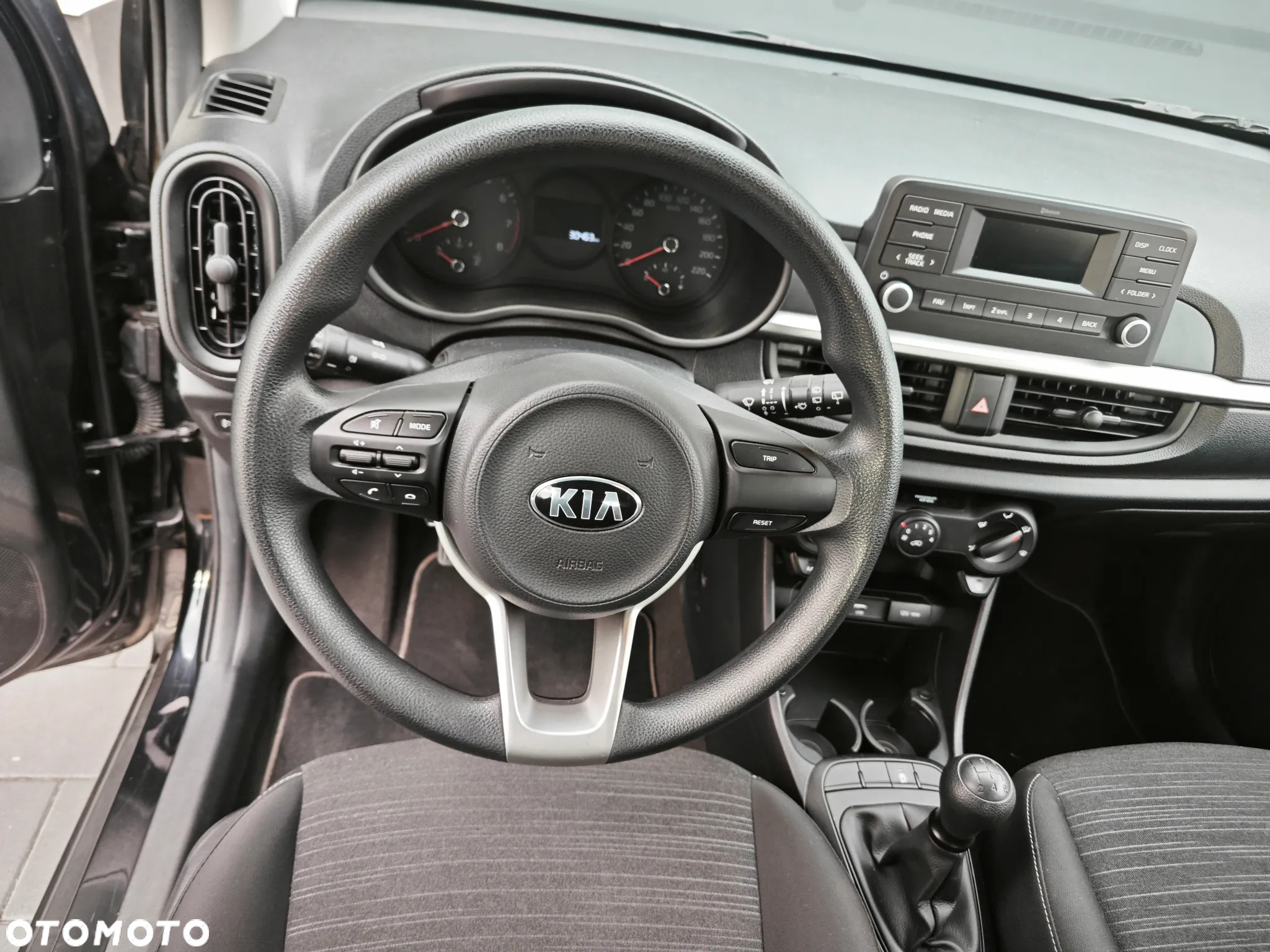 Kia Picanto 1.0 Attract - 23