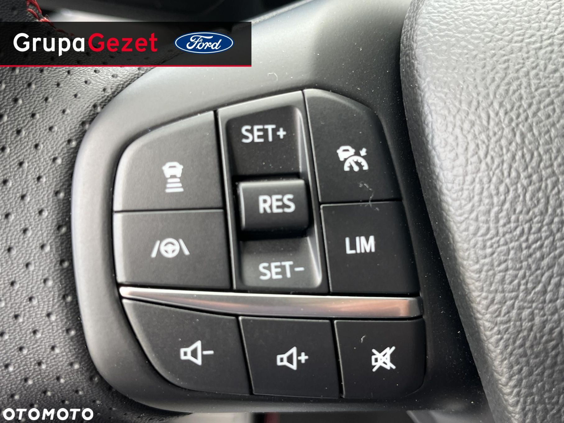 Ford Focus - 8