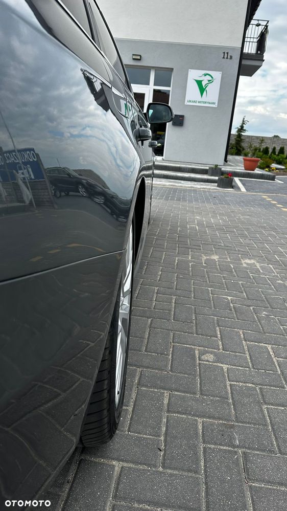 Audi A4 Avant 2.0 TDI Quattro S tronic - 4