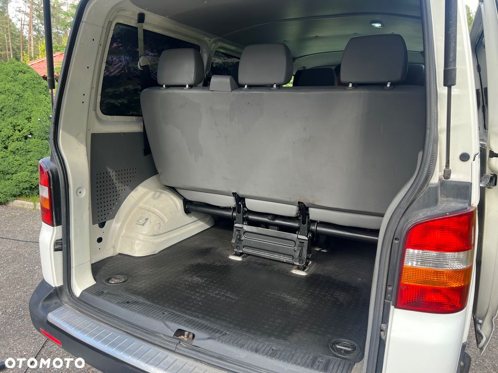 Volkswagen Transporter - 14