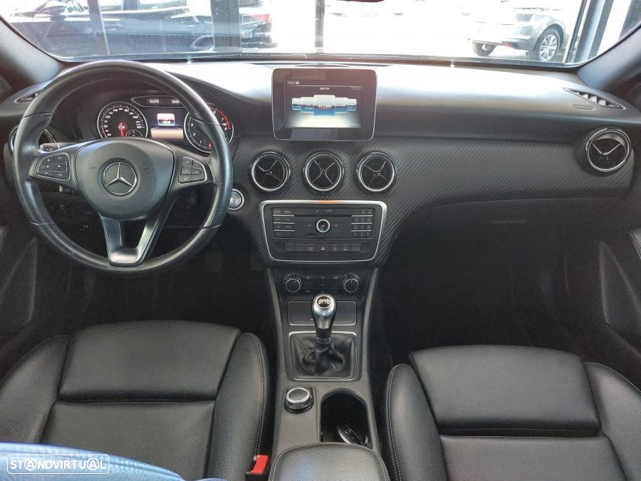Mercedes-Benz GLA 180 Urban - 5