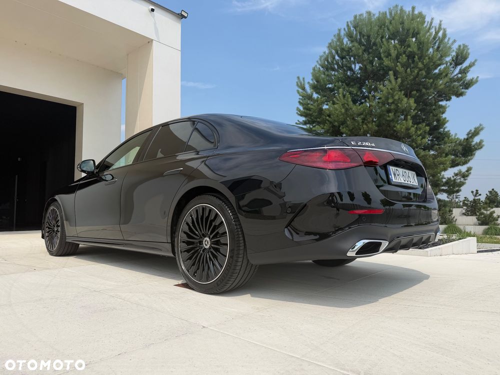 Mercedes-Benz Klasa E 220 d mHEV Exclusive 9G-Tronic - 5