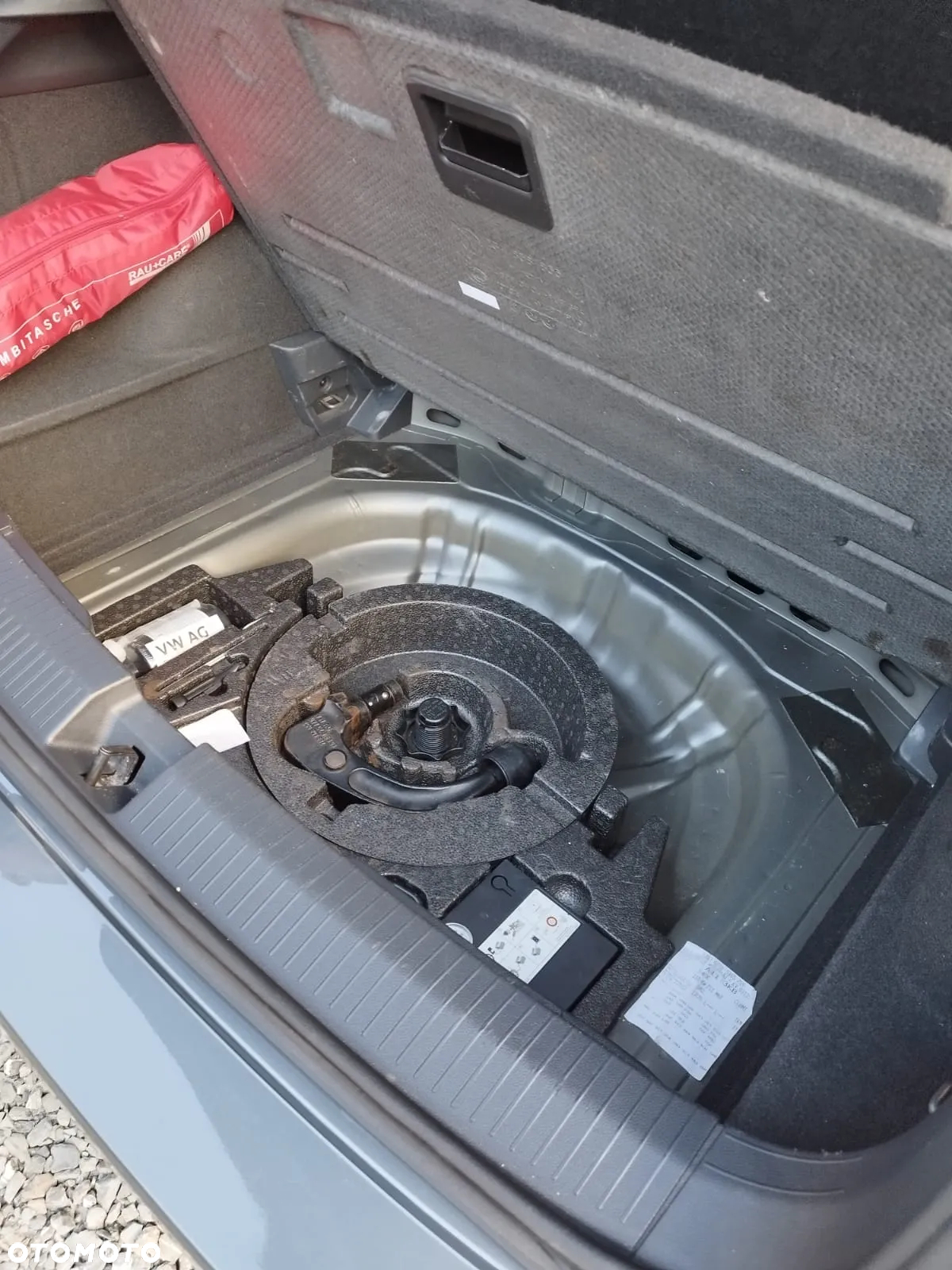 Volkswagen T-Roc - 12