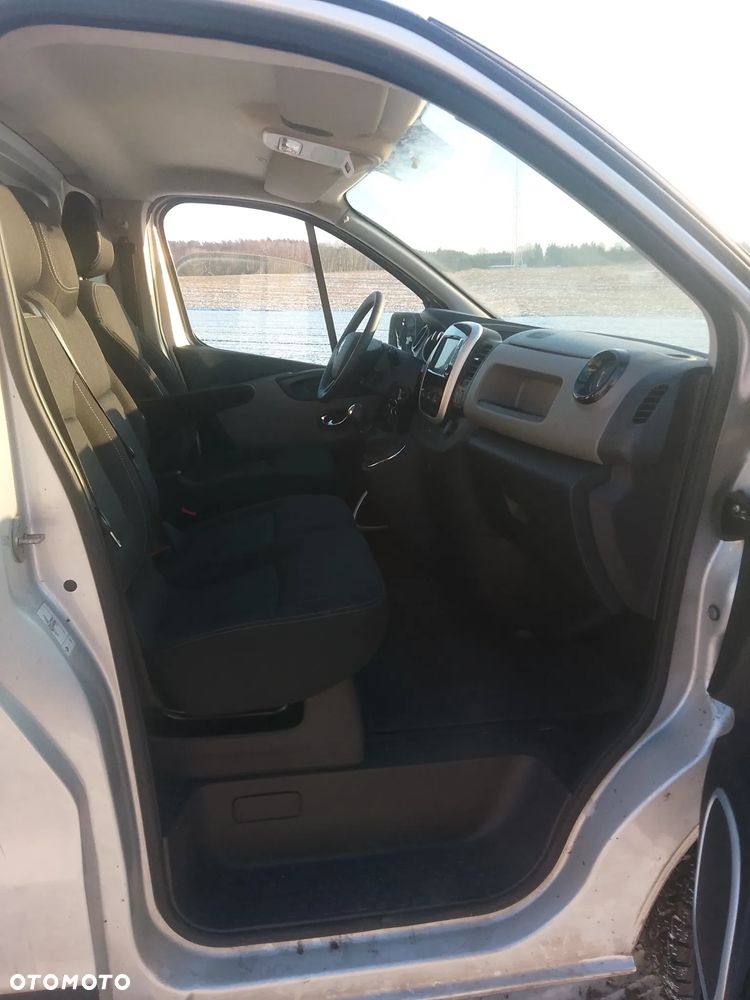 Renault Trafic - 21