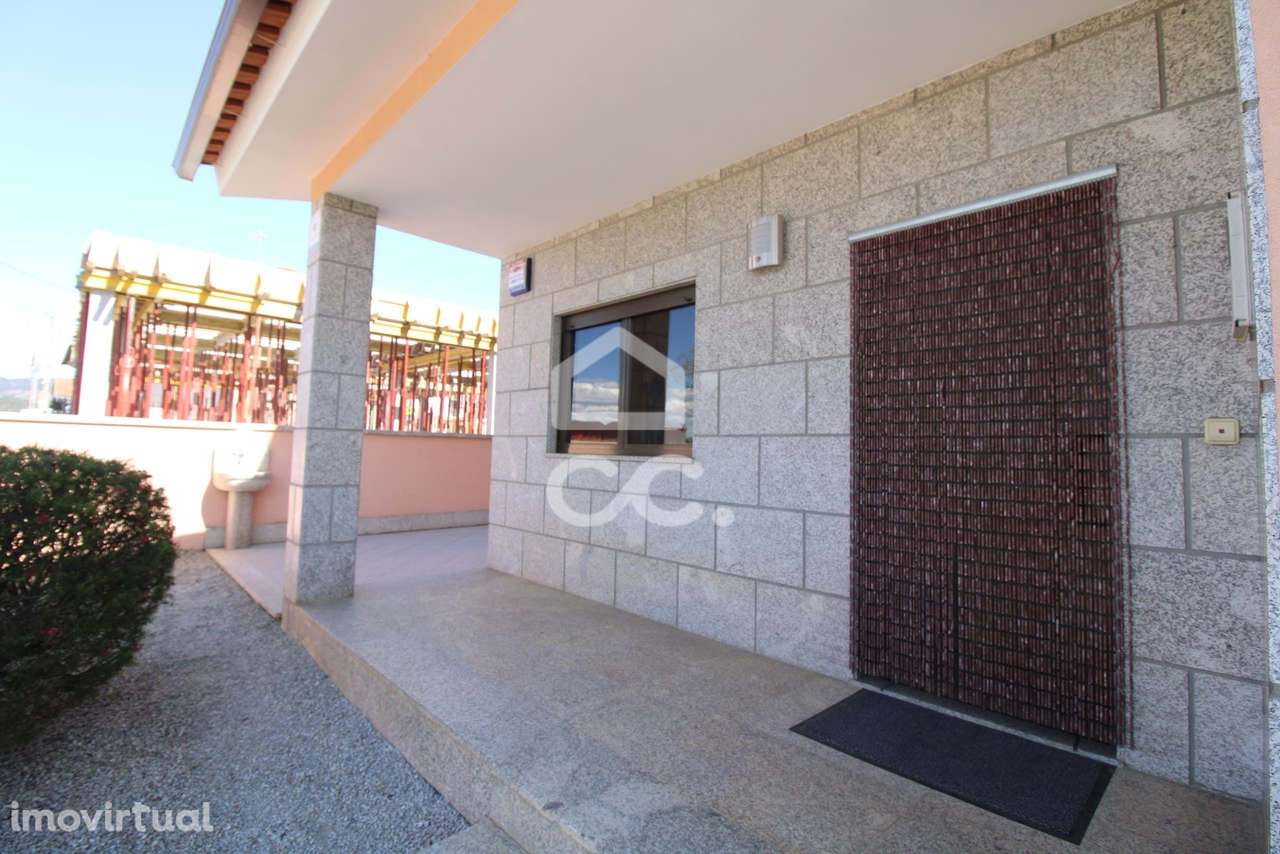 Moradia perfeita para quem procura conforto e tranquilidade na perifer - Grande imagem: 3/34