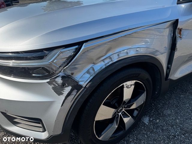 Volvo XC 40 D4 AWD Geartronic Momentum - 20