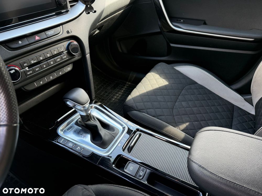 Kia ProCeed - 20