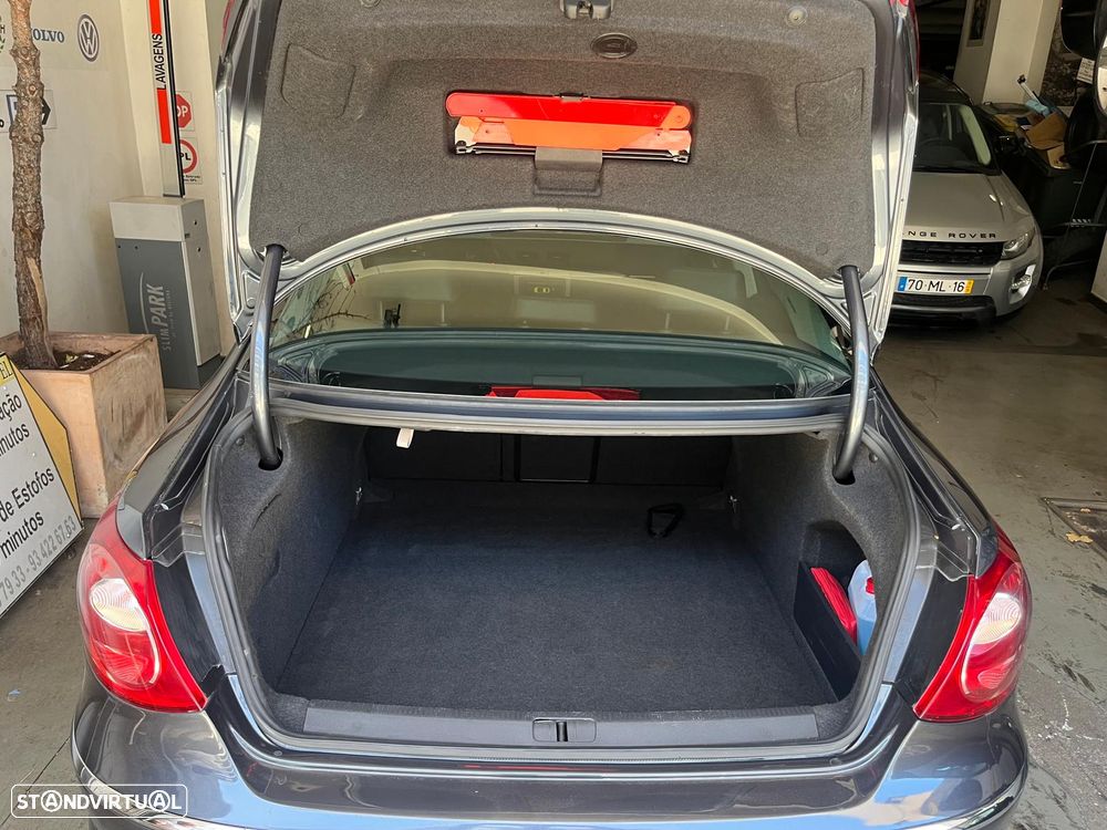 VW Passat CC 2.0 Blue TDi DSG - 11