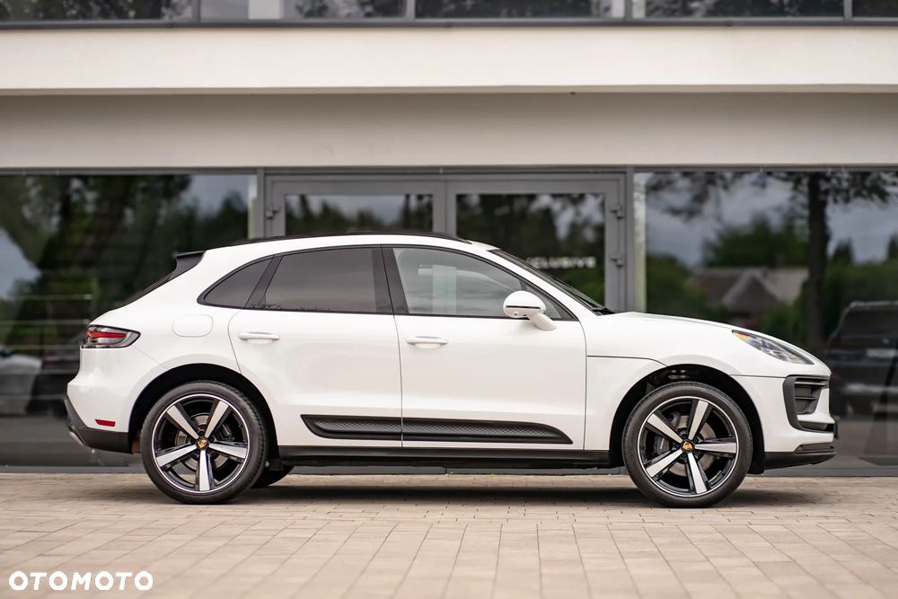 Porsche Macan T - 12