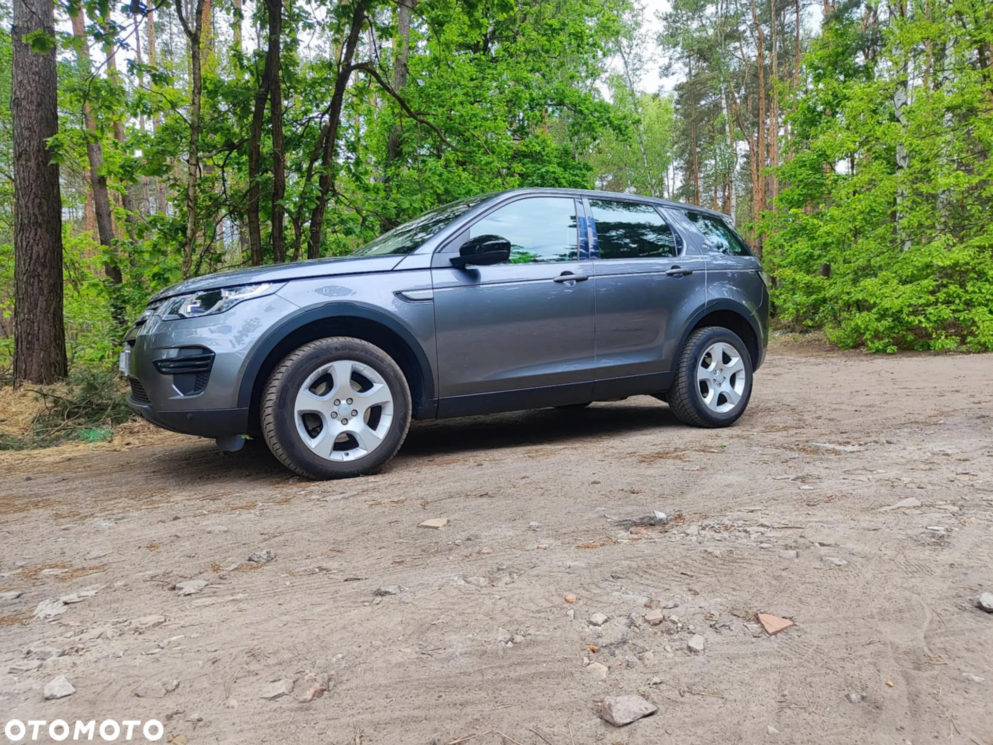 Land Rover Discovery Sport 2.0 TD4 SE - 4
