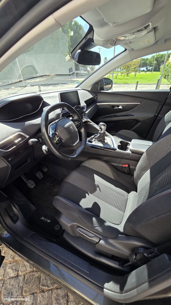 Peugeot 3008 1.5 BlueHDi Active - 9