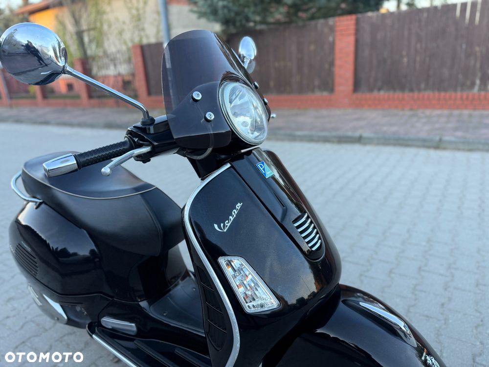 Piaggio Vespa - 4