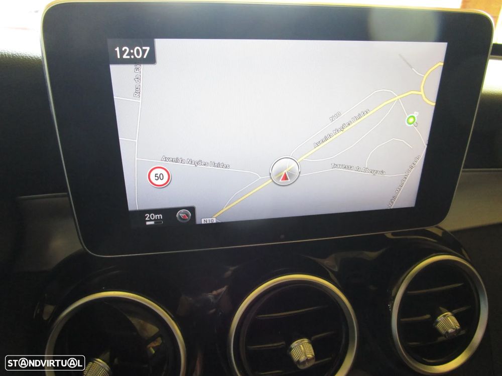 Mercedes-Benz C 350 e T 7G-TRONIC AMG Line - 39