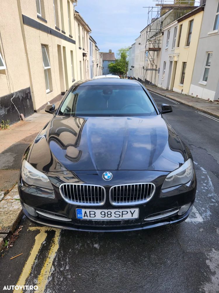BMW Seria 5 520d Touring - 3