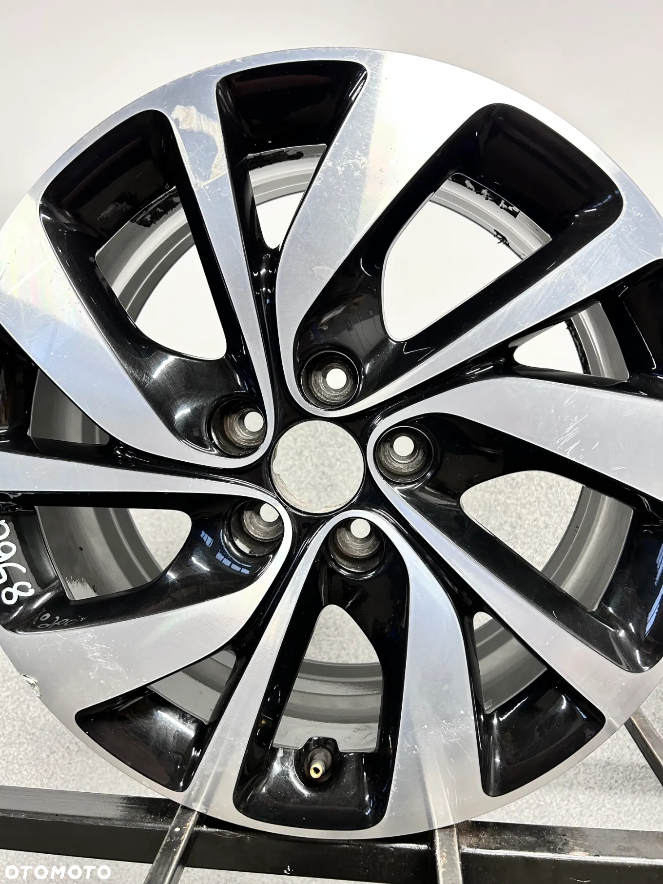 1 FELGA ALU. CITROEN C4 PICASSO  II  17'' 7J ET50 - 5