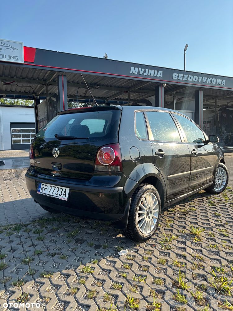 Volkswagen Polo 1.4 TDI Comfortline - 5
