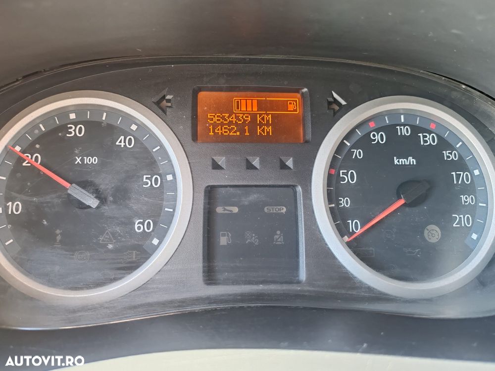 Renault Trafic - 4