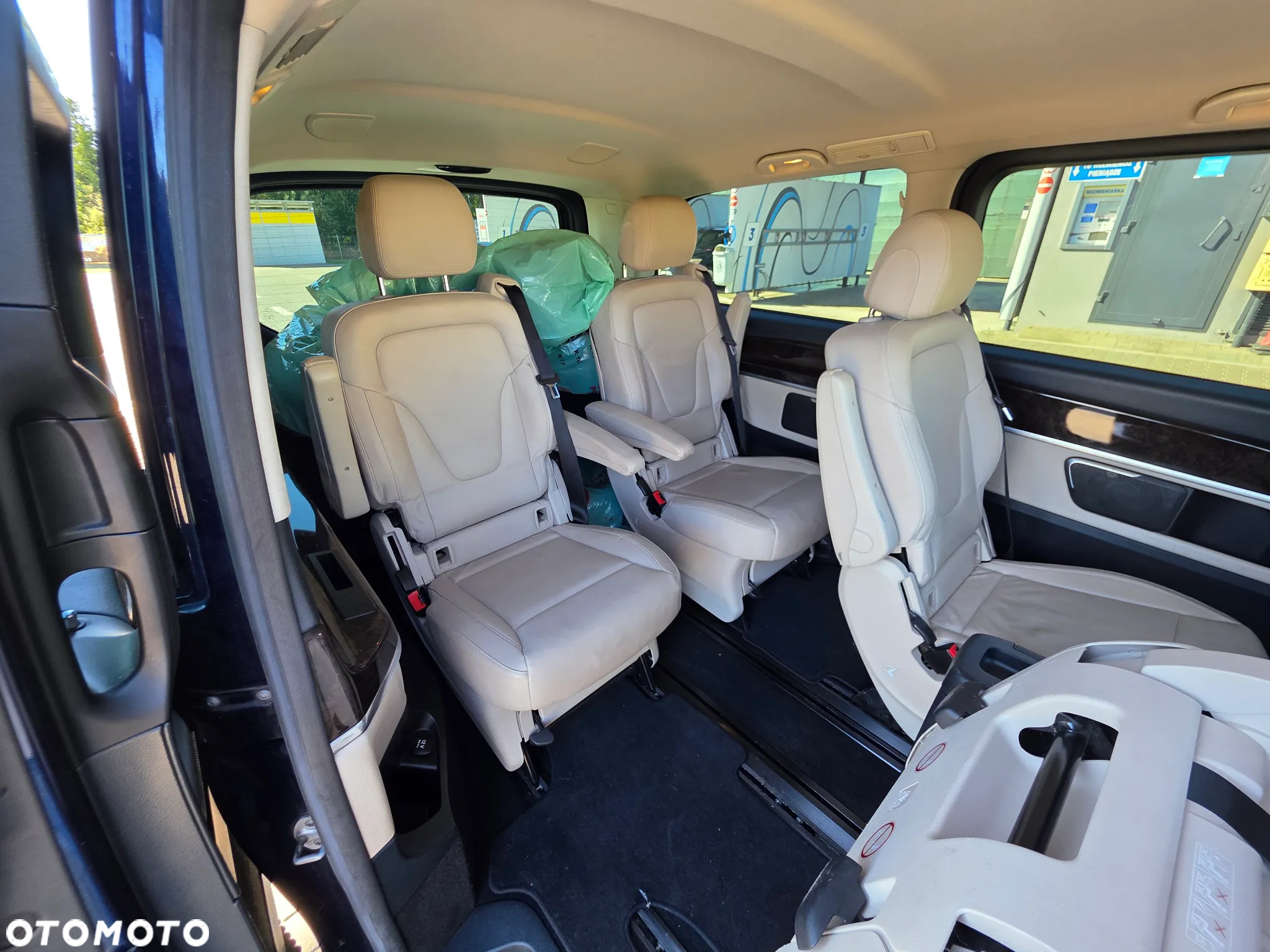 Mercedes-Benz Klasa V 250 (BlueTEC) d Avantgarde 7G-Tronic - 12