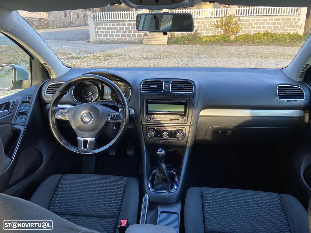 VW Golf 2.0 TDi Confortline - 17