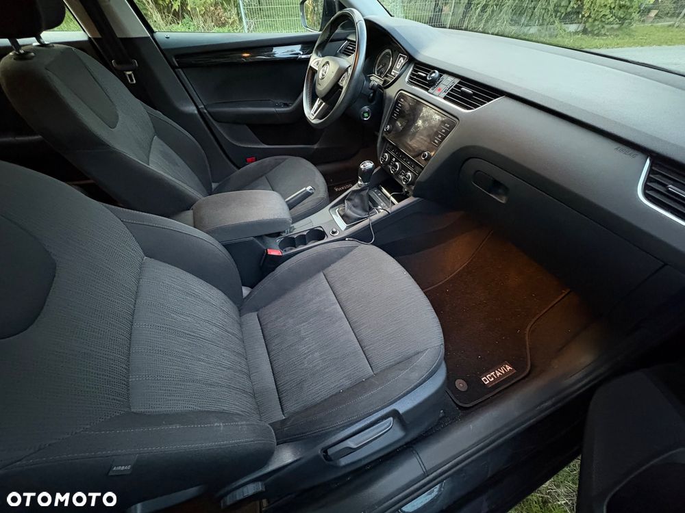 Skoda Octavia - 16