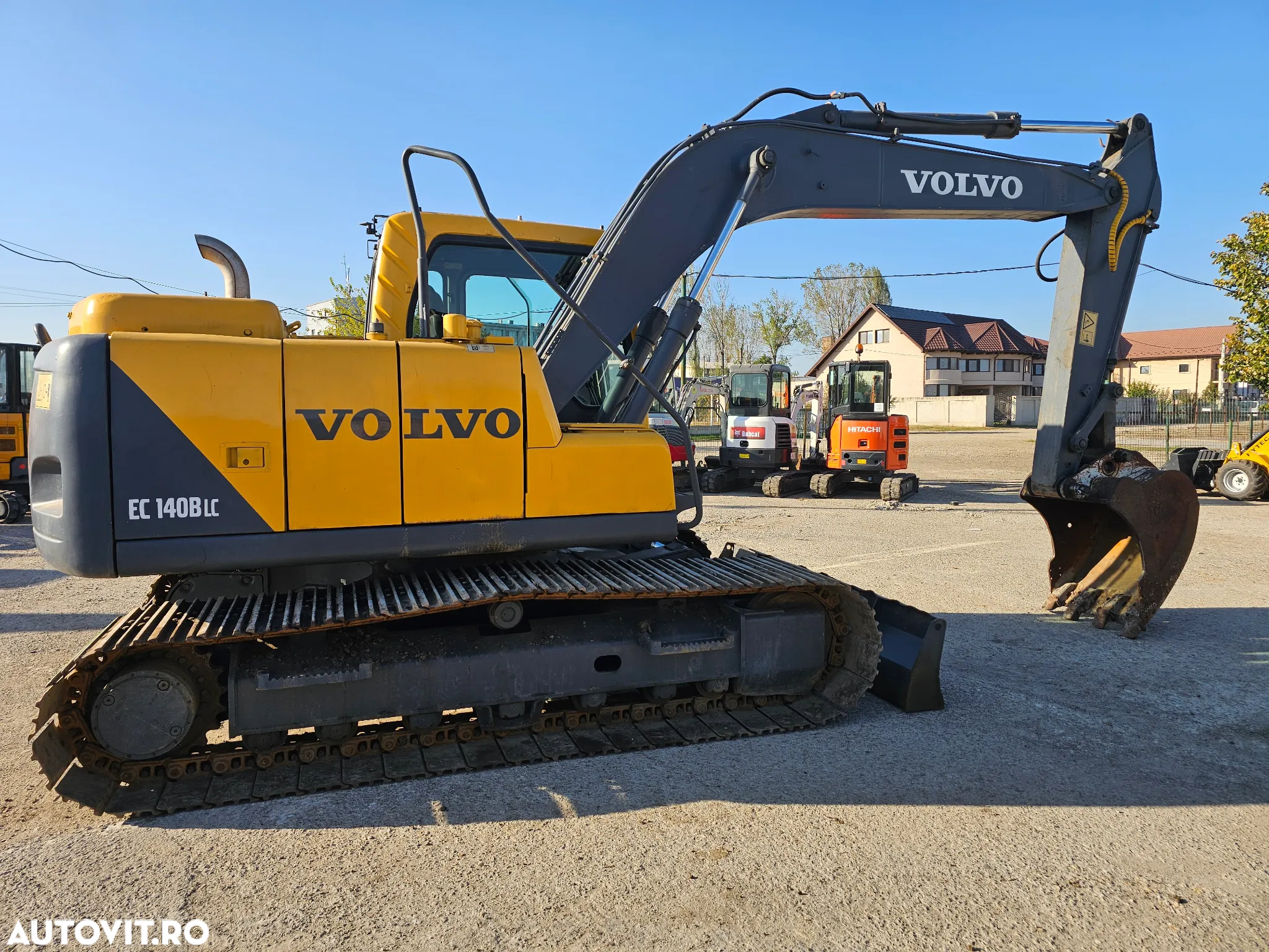 Volvo EC140B excavator pe senile compact cu lama 15t - 5