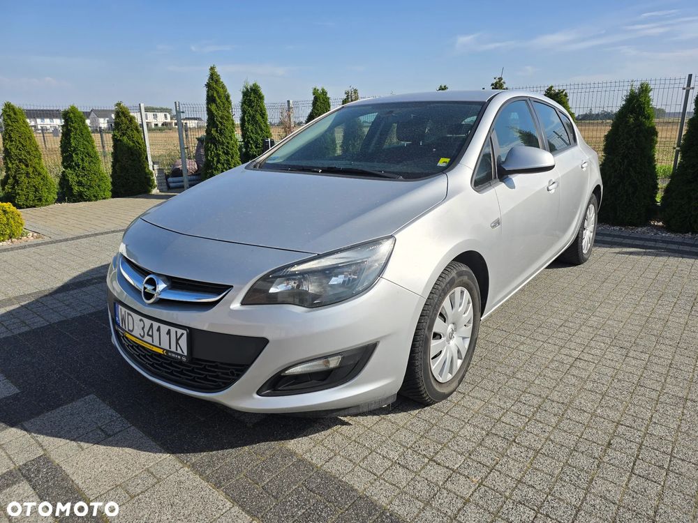 Opel Astra IV 1.6 CDTI Enjoy - 1
