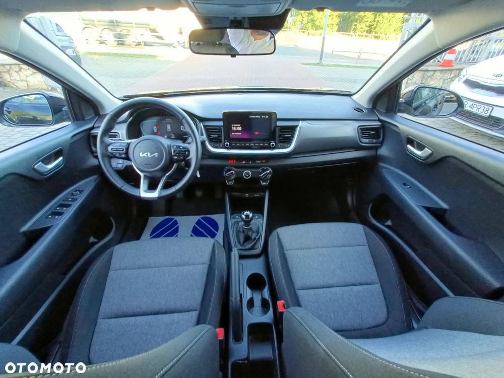 Kia Stonic 1.2 M - 11