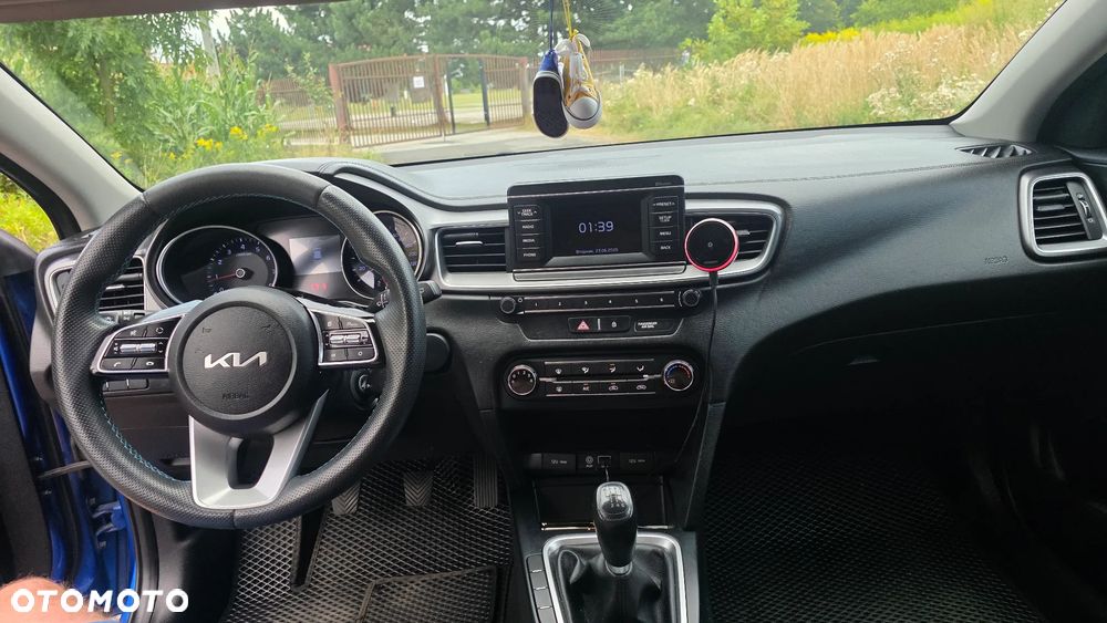 Kia Ceed 1.4 L - 11