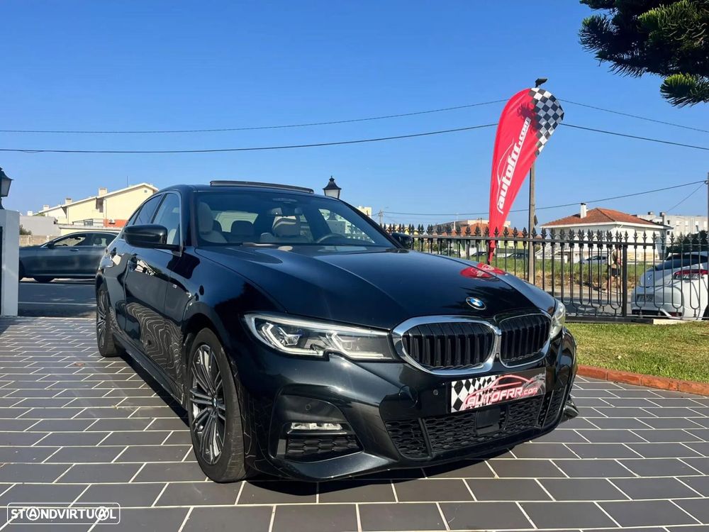 BMW 330 e Pack Desportivo M Auto - 37