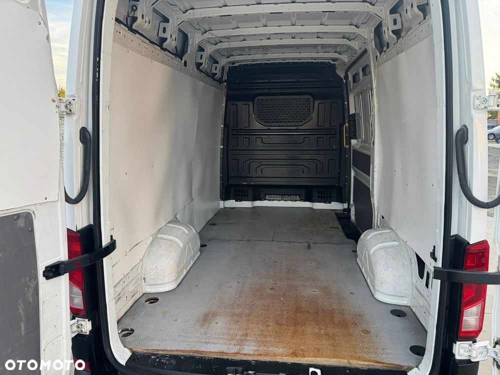 Volkswagen Crafter - 16