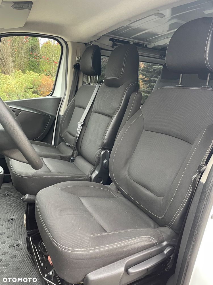 Renault Trafic - 19