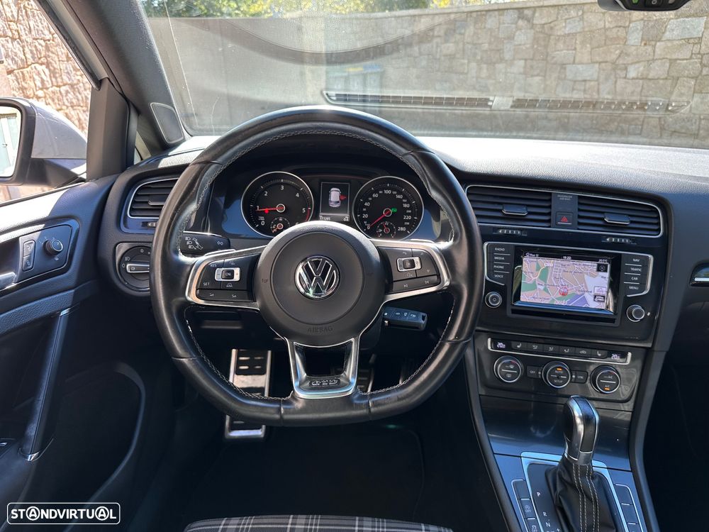 VW Golf 2.0 TDi GTD DSG - 8