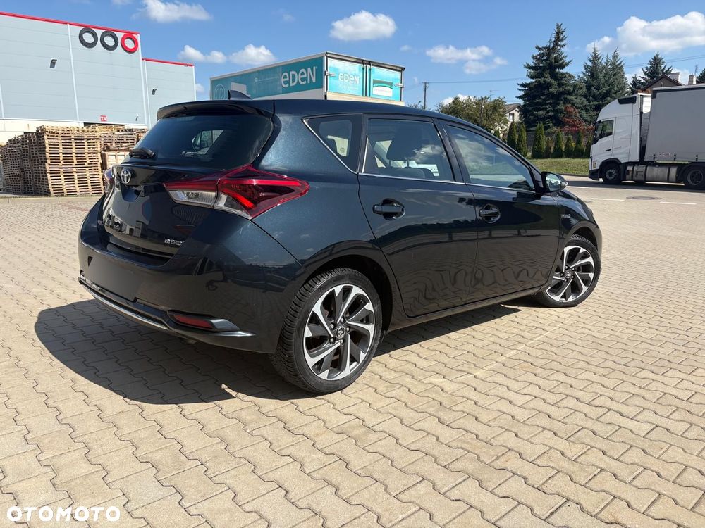Toyota Auris - 6