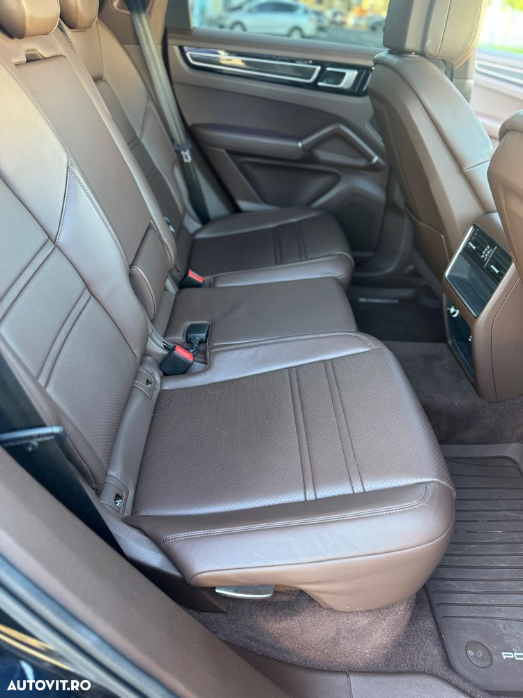 Porsche Cayenne E-Hybrid Tiptronic S - 17