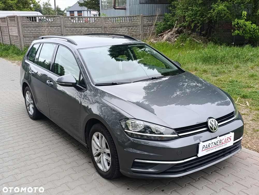 Volkswagen Golf 1.6 TDI SCR DSG Comfortline - 2