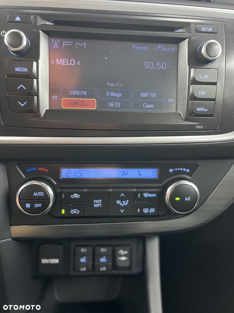 Toyota Auris 1.6 Valvematic Comfort - 21