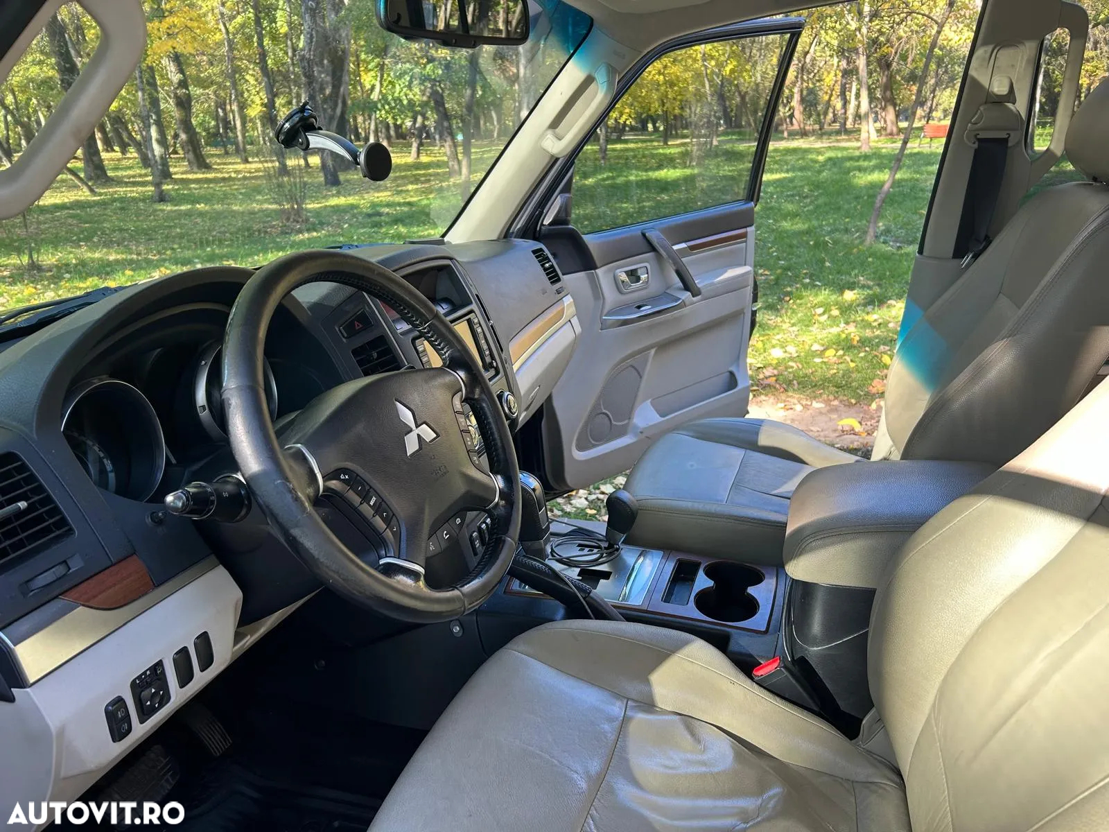 Mitsubishi Pajero LWB 3.2 DI-D Instyle A60 - 8